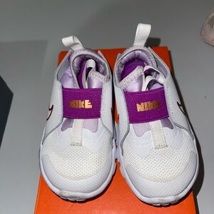 Nike Kids White and Purple Sneakers